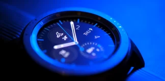 Een SOS-bericht verzenden vanaf uw Galaxy Watch