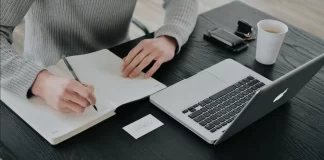 Hoe maak je een landschap van slechts één pagina in Google Docs