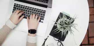 Hoe de donkere modus in Google Documenten aan te zetten