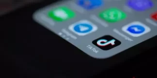 Hoe te zien wie je TikTok leuk vindt